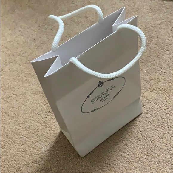 Prada paper bag - Picture 2 of 3